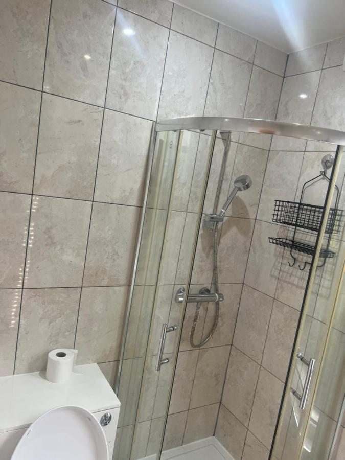 Apartamento Large Modern Studio Flat Londres Exterior foto
